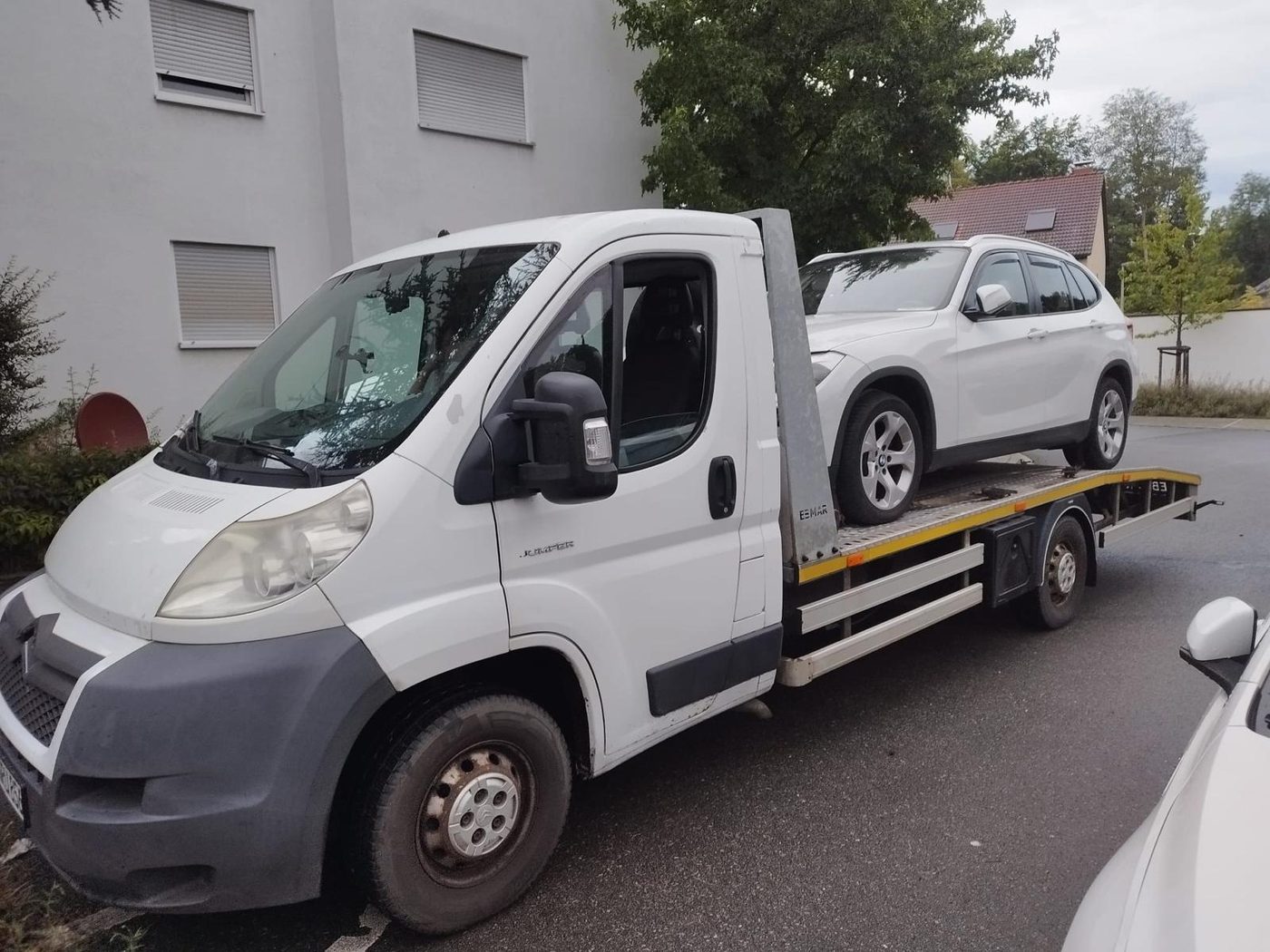 Abschleppwagen-Plattform AWHelp24 — PKW