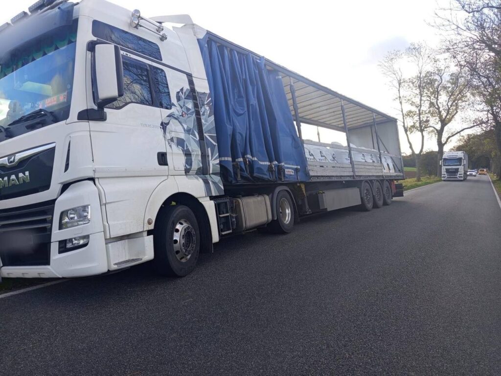 Германия, А20, 18837 Marlow, Буксировка грузовика МAN